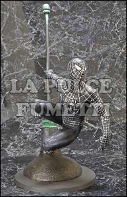 SPIDER-MAN BLACK SUITED 1/6 SCALE PRE-PAINTED SOFT VINYL KIT