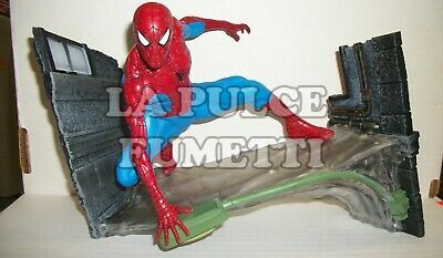 MARVEL GALLERY - SPIDER-MAN WEBBING: SPIDER-MAN PVC DIORAMA